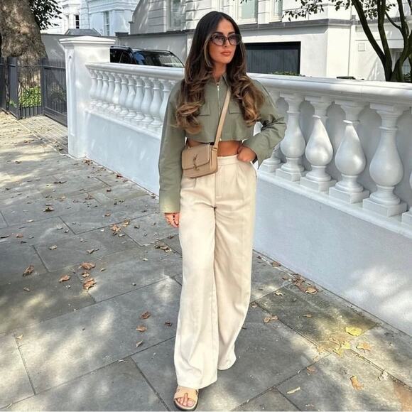 ZARA BLOGGER FAVORITE FULL-LENGTH FLARED PANTS - Picture 1 of 13